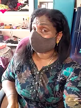 Snapshot of Tamil_Kavitha10 chatting on April 2026 09:57:02 AM Tamil Kavitha10 online show from April 2026 09:57:02 AM