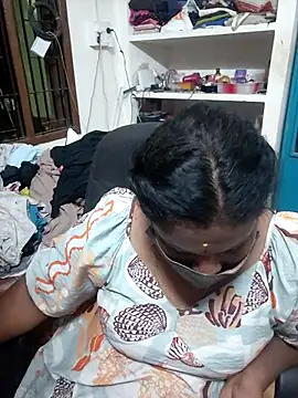 Snapshot of Tamil_Kavitha10 chatting on July 2026 06:00:02 PM Tamil Kavitha10 online show from July 2026 06:00:02 PM