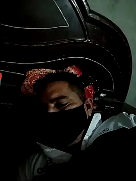 Manjit009 online show from February 2026 05:44:02 PM