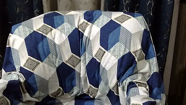 Riva arora01 online show from April 2026 10:33:01 AM