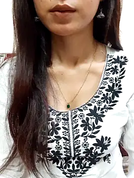 Snapshot of siya_rani67 chatting on May 2026 04:13:02 PM siya rani67 online show from May 2026 04:13:02 PM