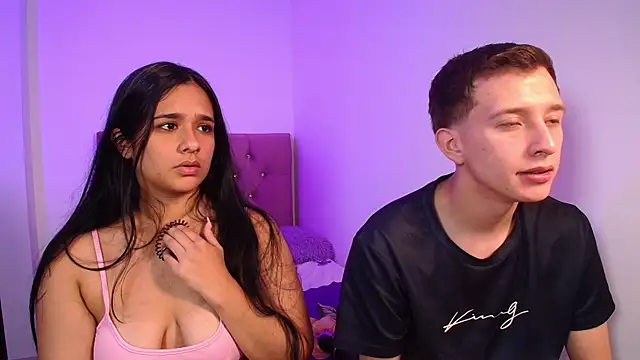 mae nathan  online show from December 2025 05:33:02 PM