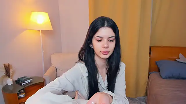 JoCauterucci online show from December 2025 06:44:01 AM