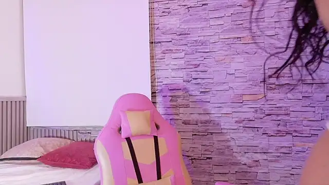 liz monserrat 1 online show from January 2026 07:39:01 PM