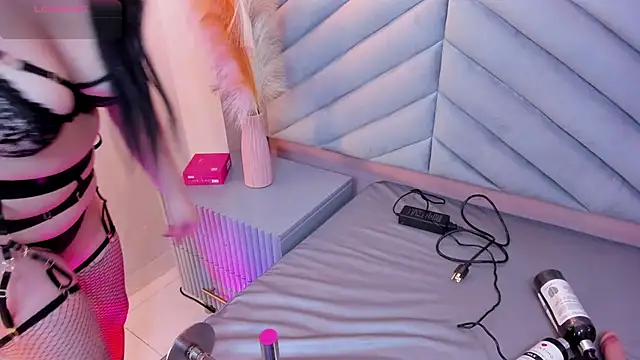 Mia Valentine  online show from November 2025 07:41:02 PM