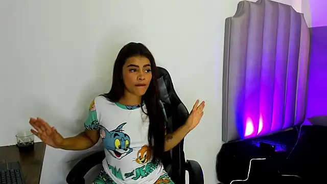 Miaa Rosse online show from October 2025 12:39:02 PM