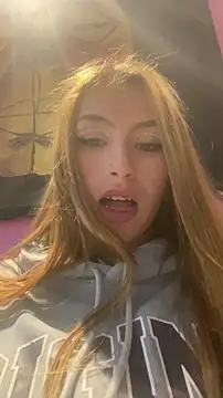 Snapshot of PrettyAshley_ chatting on October 2025 08:53:01 AM PrettyAshley online show from October 2025 08:53:01 AM