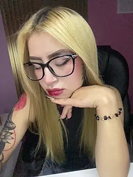 PrettyAshley  online show from July 2026 02:32:01 PM