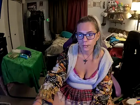 R4inbowK1tty online show from October 2025 03:26:02 AM