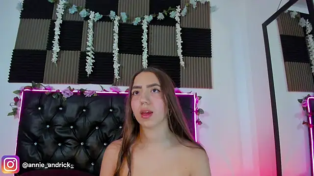  leda swan  online show from April 2026 11:00:02 AM