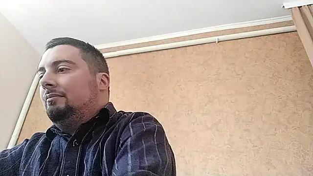 Joseph1Arnold online show from September 2025 12:32:01 PM