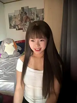 SarahBeii online show from October 2025 03:07:01 AM