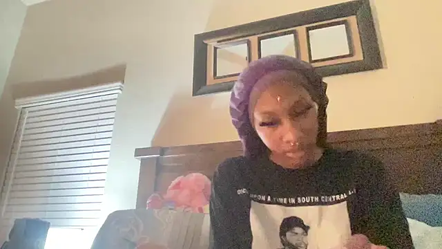 Brooke012 online show from October 2025 02:30:01 AM