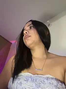 P A U L I N A  online show from December 2025 03:04:01 AM