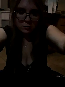 Snapshot of adventuresinsky chatting on October 2025 03:18:02 AM adventuresinsky online show from October 2025 03:18:02 AM