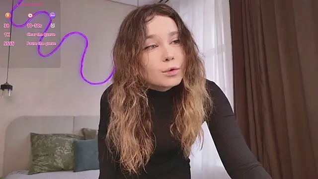 Lina Glow online show from April 2026 06:51:01 AM