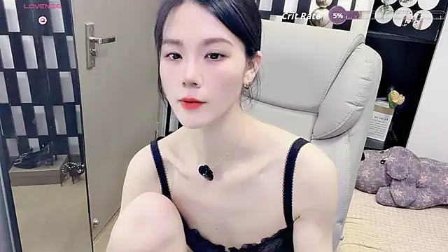 Yueyue-MM online show from June 2026 03:00:01 PM