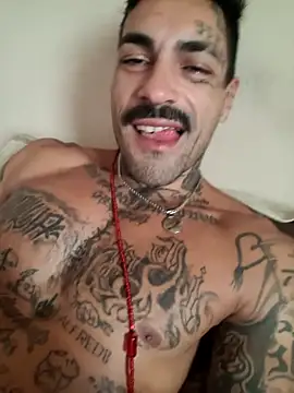 Snapshot of malvadobrilhante chatting on October 2025 01:42:01 PM malvadobrilhante online show from October 2025 01:42:01 PM