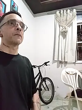 dinho carioca online show from September 2025 02:34:02 AM