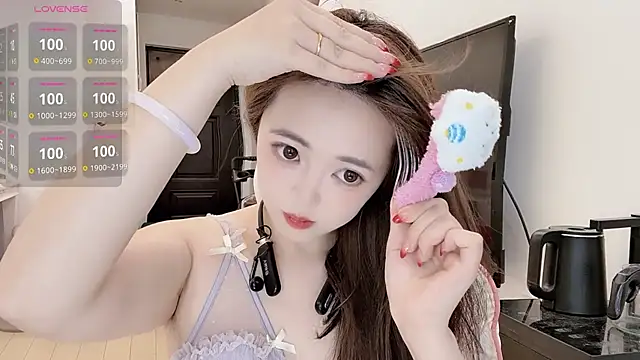 DDDDDoremi online show from February 2026 02:22:01 AM