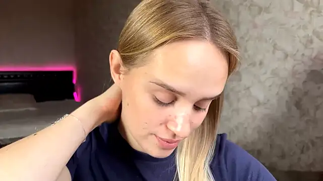 ElisabetLorney online show from October 2025 07:53:02 AM