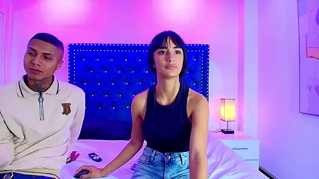 Snapshot of Damian_and_roxanne chatting on February 2026 12:48:02 PM Damian and roxanne online show from February 2026 12:48:02 PM