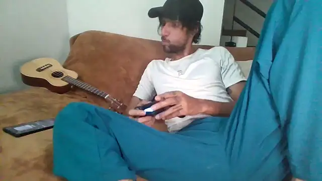 Alejandro92 cali online show from June 2026 10:47:02 PM
