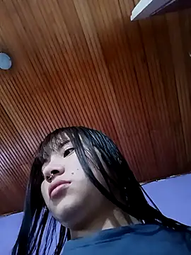 Zulema R1 online show from April 2026 10:40:02 PM