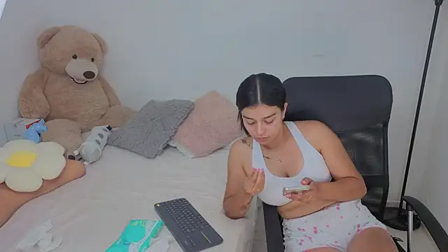 valerihouse online show from November 2025 01:16:01 AM