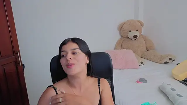 valerihouse online show from November 2025 12:21:02 AM