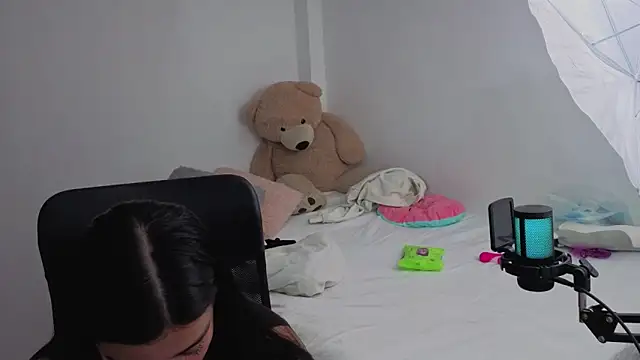 valerihouse online show from March 2026 01:21:01 AM