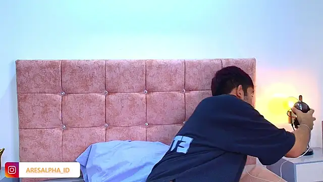 Ares Alpha online show from October 2025 08:07:02 PM