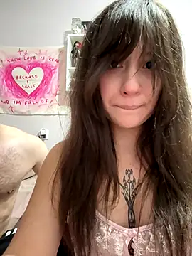 Snapshot of SliceOfDesire chatting on October 2025 10:58:01 PM SliceOfDesire online show from October 2025 10:58:01 PM