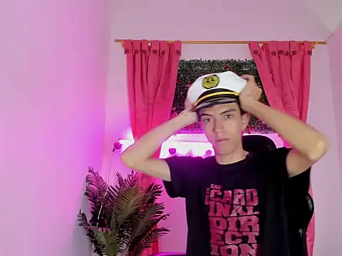 Snapshot of dylan_202520_ chatting on September 2025 11:33:01 AM dylan 202520 online show from September 2025 11:33:01 AM