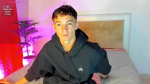 Snapshot of eroseliam chatting on March 2026 02:57:02 AM eroseliam online show from March 2026 02:57:02 AM