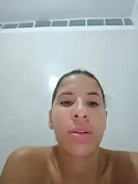 Snapshot of Liagni0 chatting on February 2026 05:25:02 AM Liagni0 online show from February 2026 05:25:02 AM