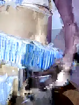 Snapshot of Viviann08 chatting on March 2026 04:10:01 PM Viviann08 online show from March 2026 04:10:01 PM