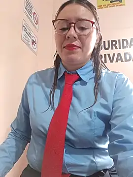 Hannah-colx online show from April 2026 01:49:01 PM