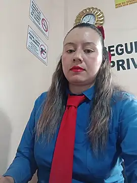 Hannah-colx online show from May 2026 01:06:01 PM