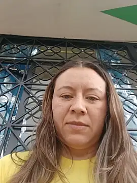 Hannah-colx online show from July 2026 06:37:01 PM