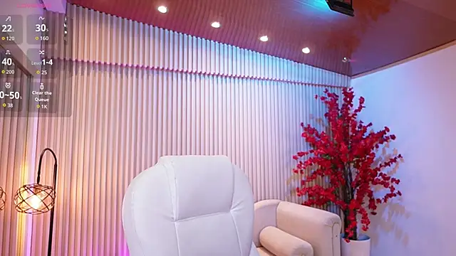 GiaNovak online show from October 2025 11:47:02 AM