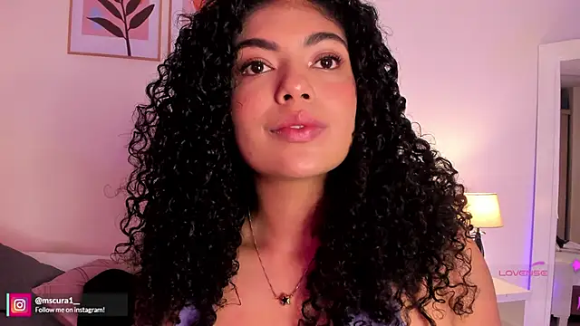Snapshot of miss_curazao chatting on June 2026 12:05:02 PM miss curazao online show from June 2026 12:05:02 PM