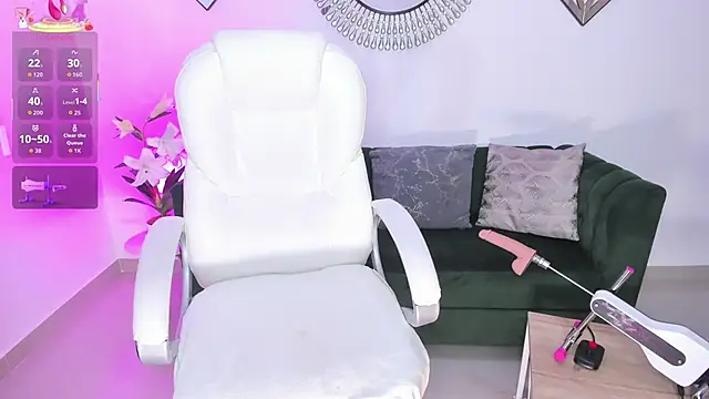 issi loren online show from December 2025 10:03:01 PM