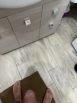 Snapshot of Pennellone98 chatting on November 2025 05:56:01 PM Pennellone98 online show from November 2025 05:56:01 PM