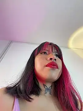 Georgina Astor online show from March 2026 02:27:02 AM