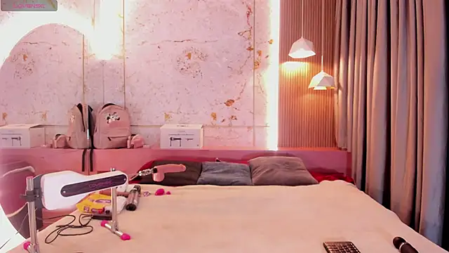 sofiiacarson online show from March 2026 07:19:01 PM