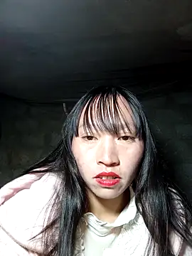 Snapshot of tcm-cute chatting on November 2025 01:18:02 PM tcm-cute online show from November 2025 01:18:02 PM