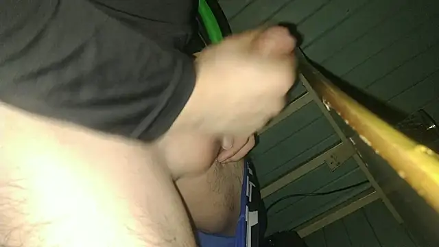 Snapshot of OutcastRen chatting on December 2025 06:21:01 AM OutcastRen online show from December 2025 06:21:01 AM