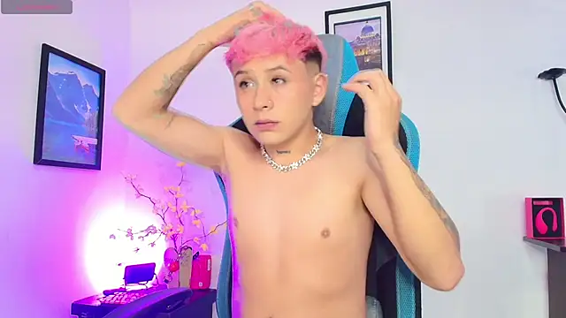 Michael Lopez 1 online show from April 2026 11:04:02 AM