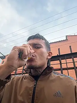 Snapshot of Mrjustin_sebas chatting on February 2026 09:22:02 PM Mrjustin sebas online show from February 2026 09:22:02 PM